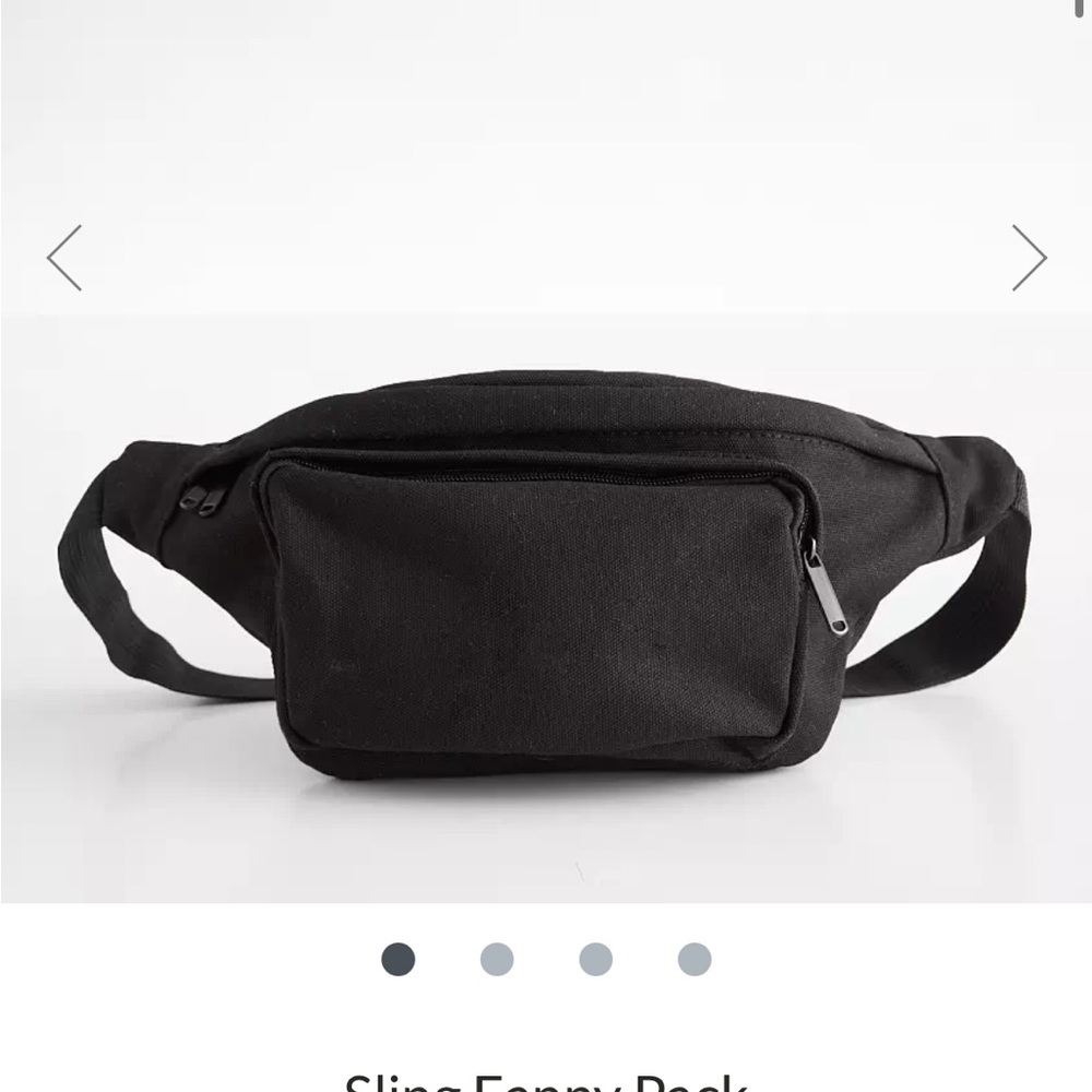NWOT Women’s Fanny packet